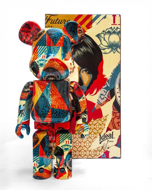 1000% Collage BEARBRICK